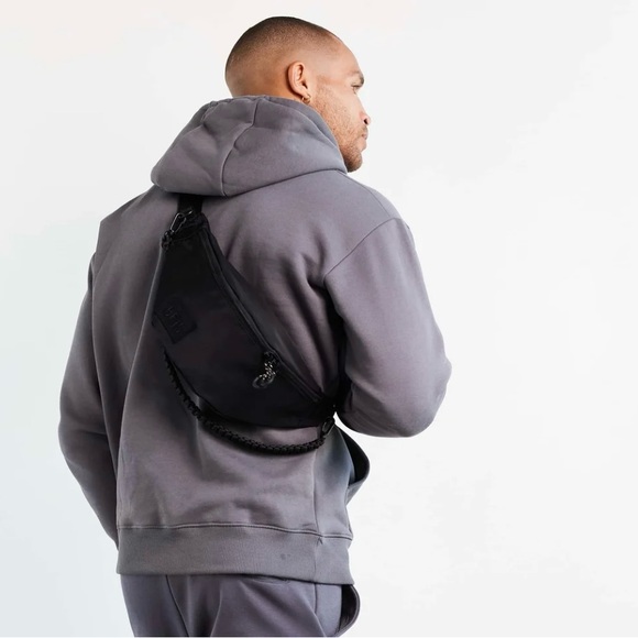 BEIS Black Men's sports pack Crossbody Bag - Picture 2 of 4